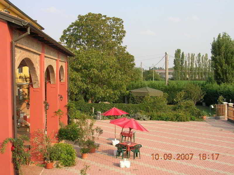 Agriturismo La Fattoria Del Boschetto Fontanellato Extérieur photo